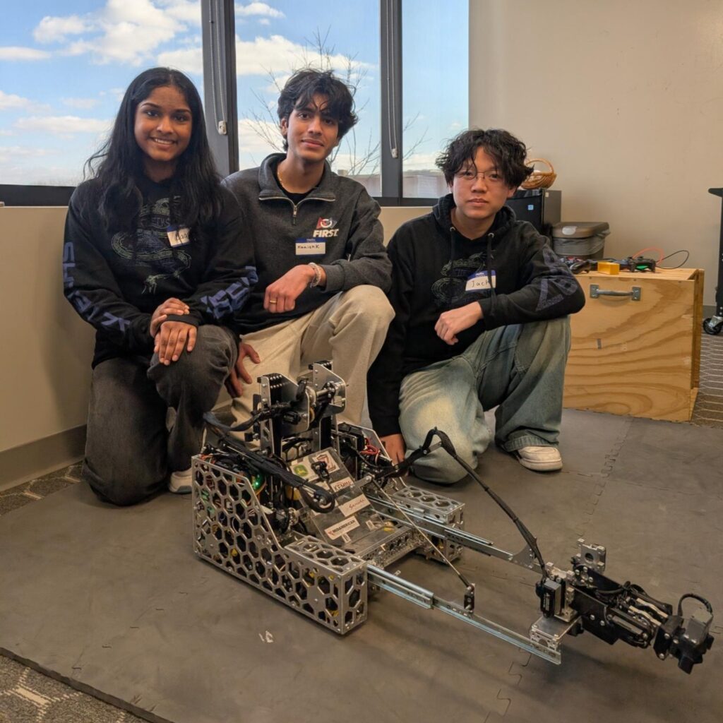 FTC Robotics Team ‘The Aztechs’ Visits ePathUSA